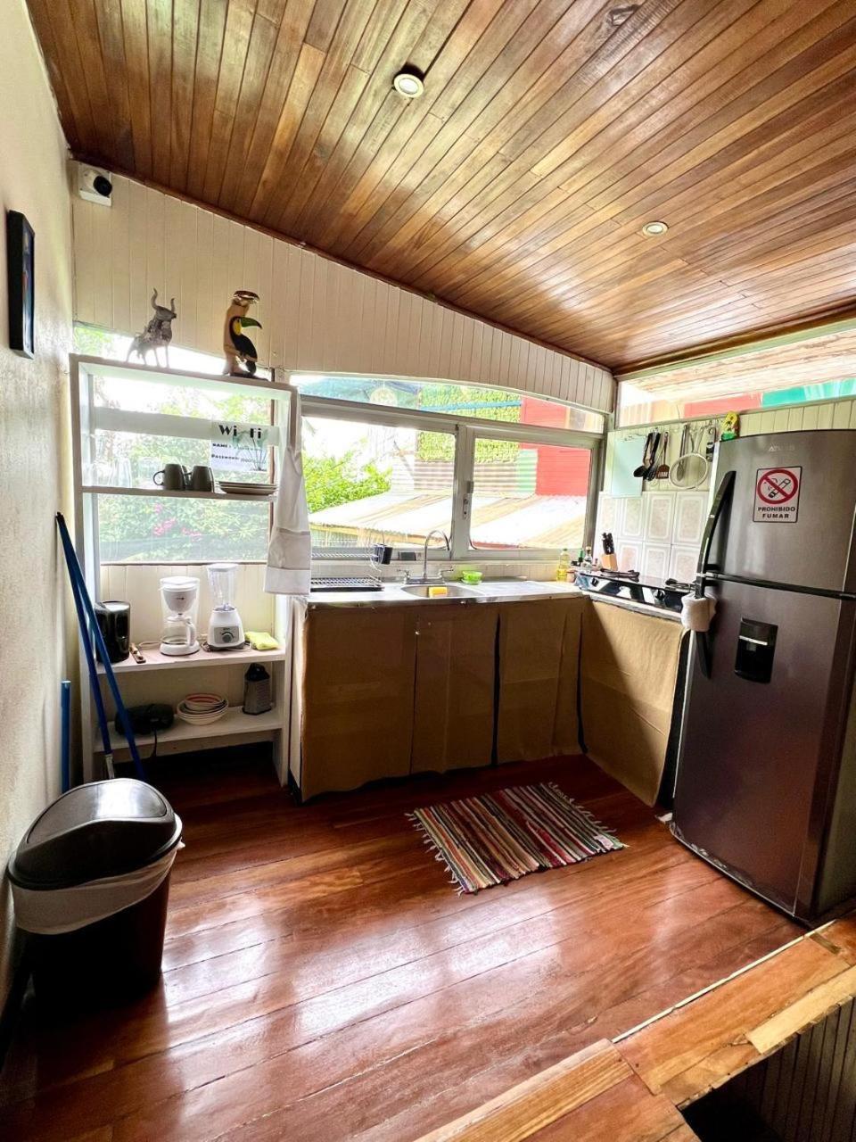 Pura Vida Hostel Монтесума Екстериор снимка